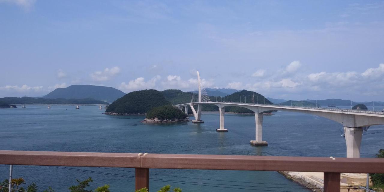 Uwha Minbak Villa Yeosu Exterior photo